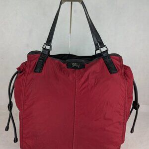 Auth Burberry Red Nylon Buckleigh Shopper Tote/Shoulder Bag